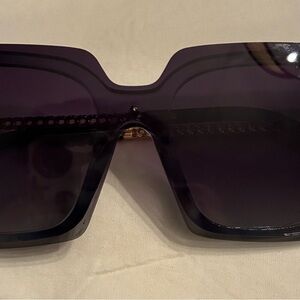 Chanel 5931S Sunglasses – Black/Navy with Gold Chain, Case & Pearl Chain